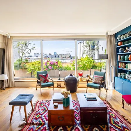 Montmartre Luminous Apartment Paris