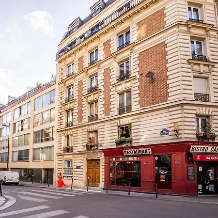 Montmartre Luminous Apartment Paris